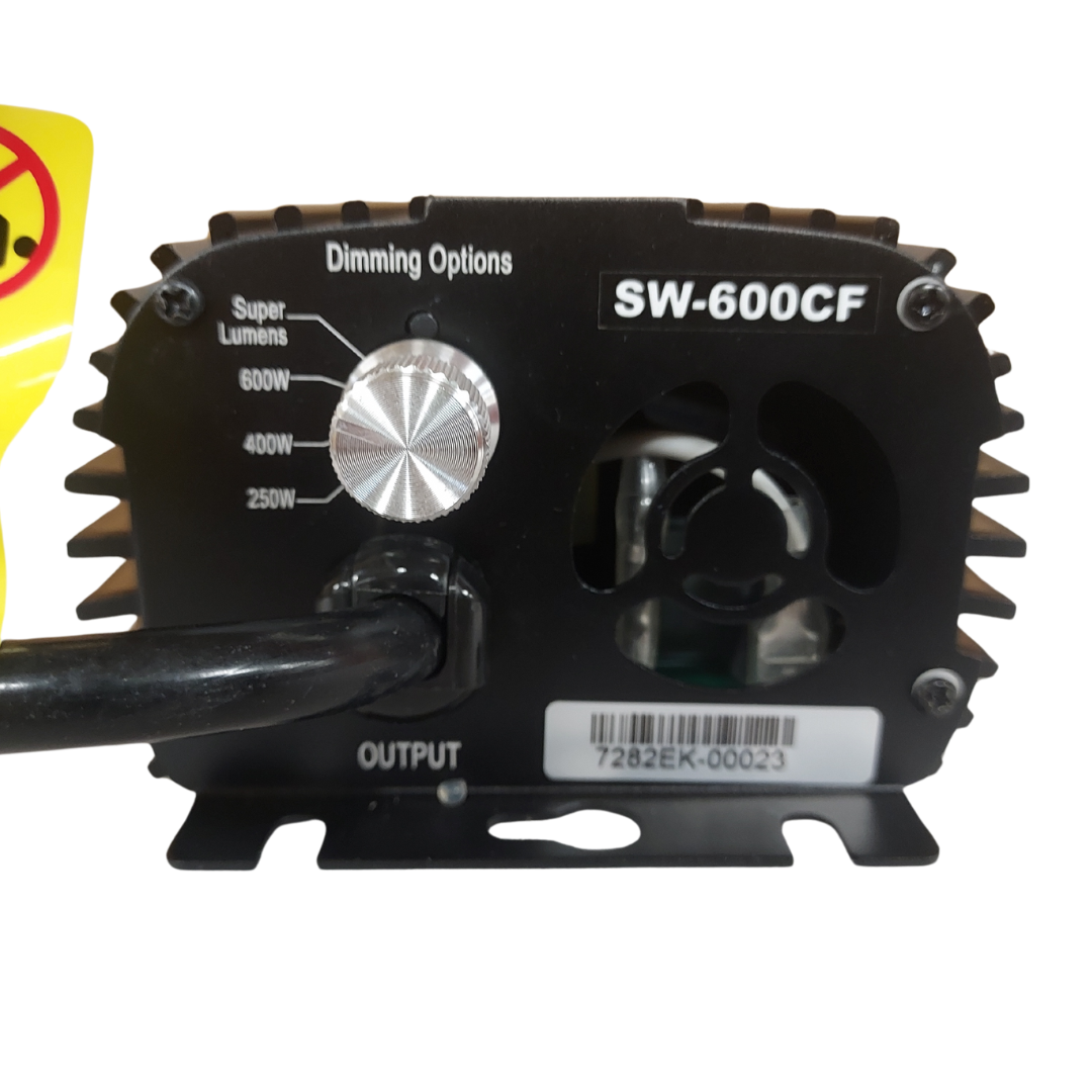 Black Line Säädettävä Virtalähde